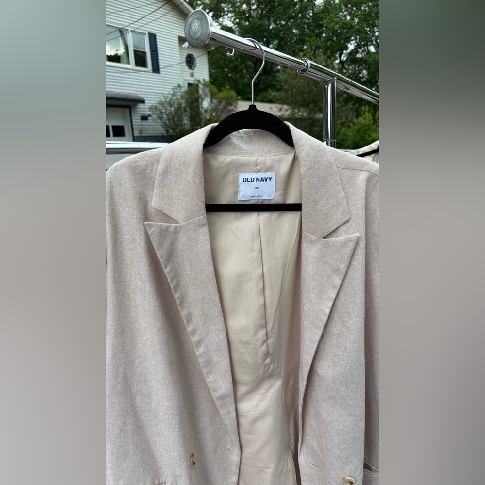 Old Navy linen blend Cream Blazer